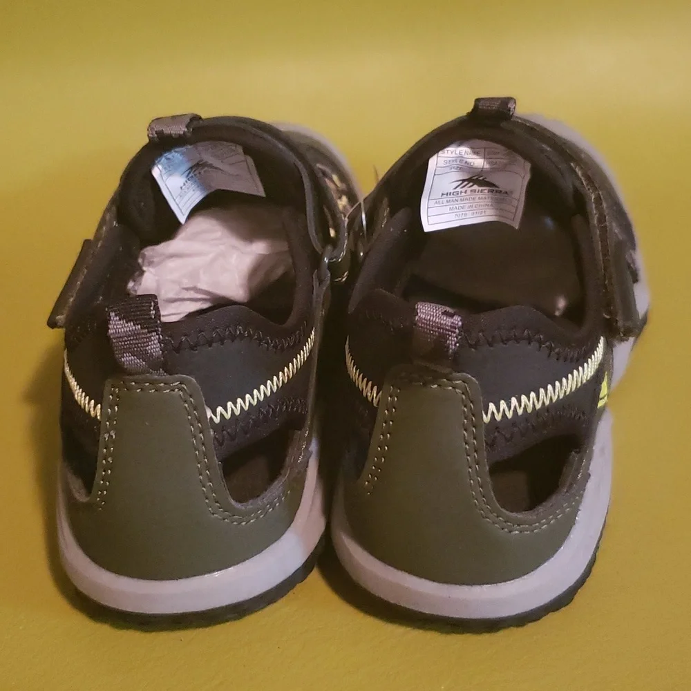 High Sierra Bump Toe Water Sandals (For Boys)